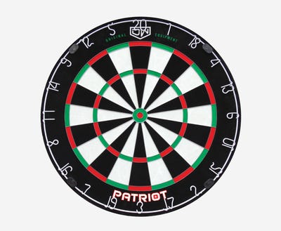 DW Original Patriot Dartboard - Front view of the dartboard